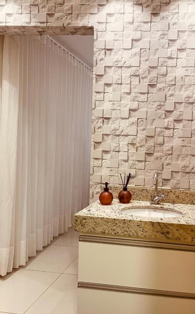 2 Qts.| 4 Hosp. | Ao Lado Do Goiania Shopping Appartement Buitenkant foto